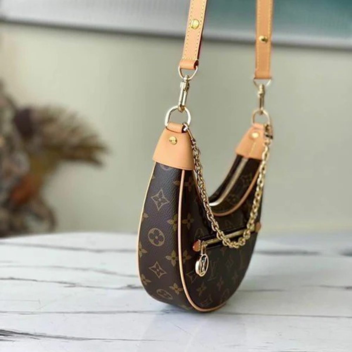 LOUIS VUITTON – COOKIE BB BAG