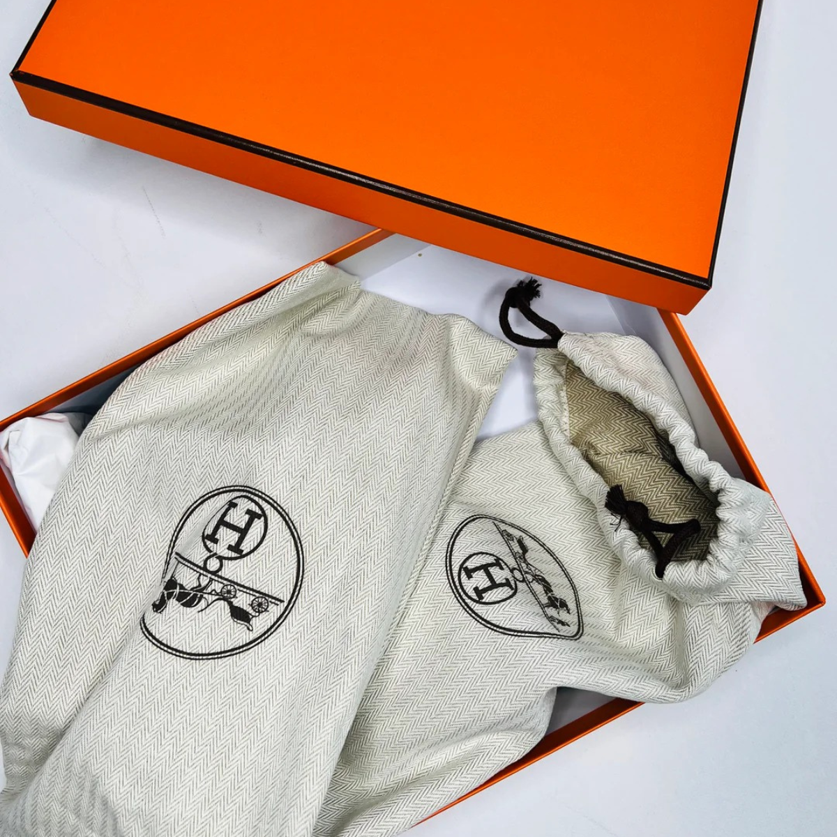 HERMÈS ORAN SANDALS VERT D’EAU