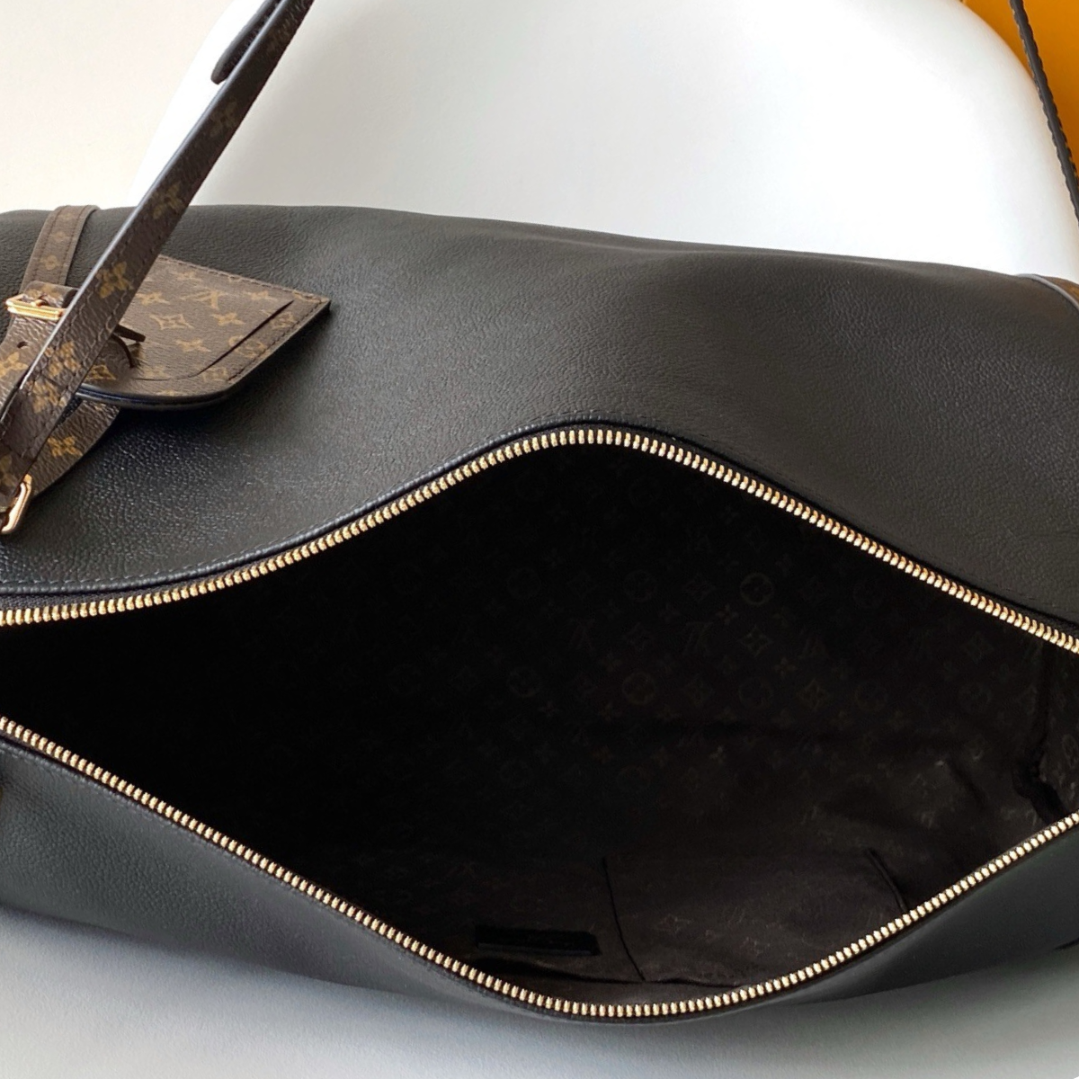 LOUIS VUITTON EXPRESS PM BAG