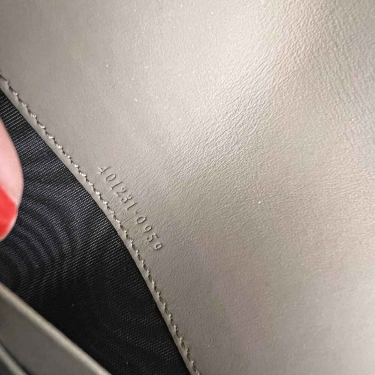 GUCCI DIONYSUS MINI BAG & ANGELINA FLAT SANDAL SET – BEIGE MONOGRAM